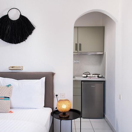 Acroterra - Easy Living Aparthotel Alikí Екстериор снимка