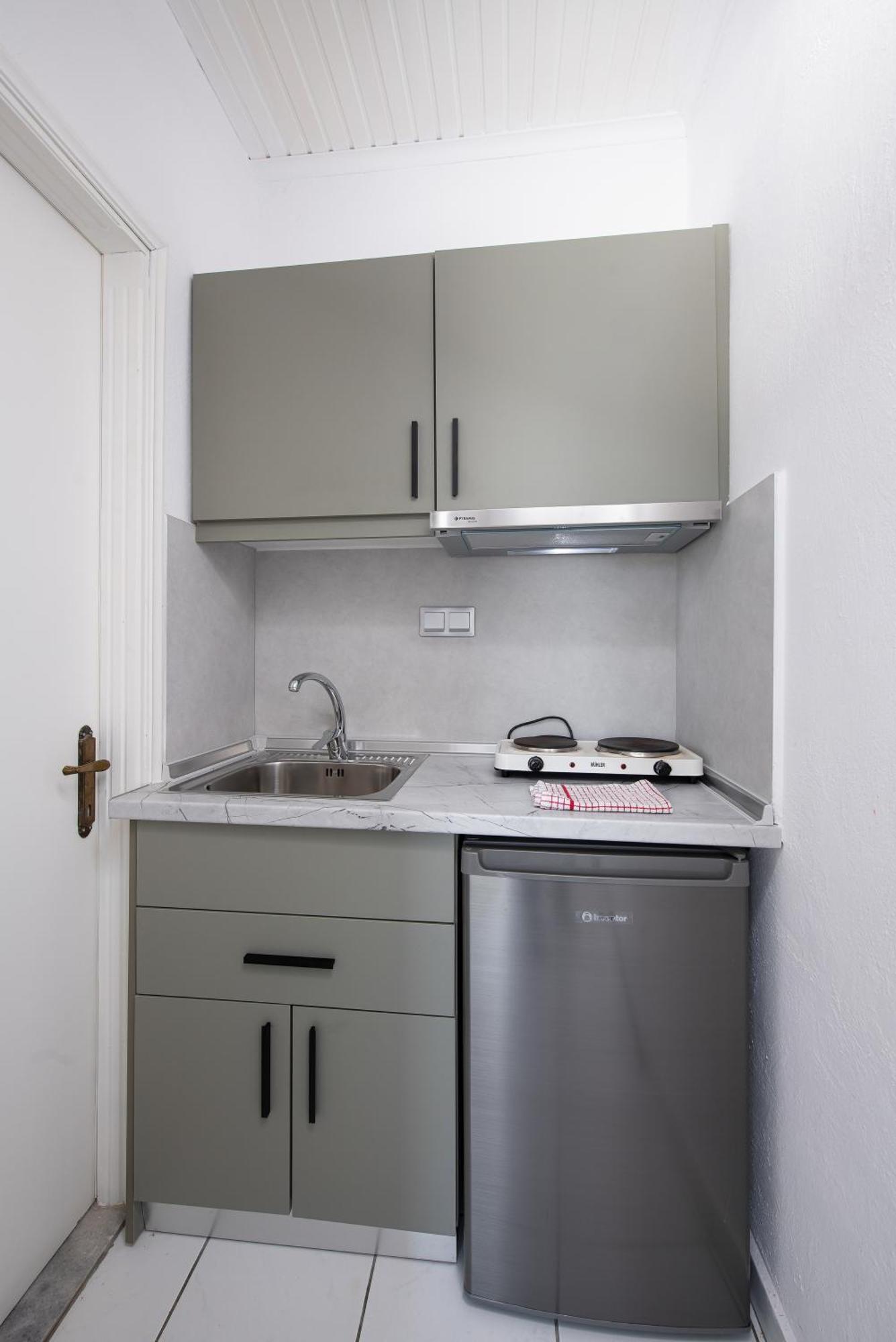 Acroterra - Easy Living Aparthotel Alikí Екстериор снимка